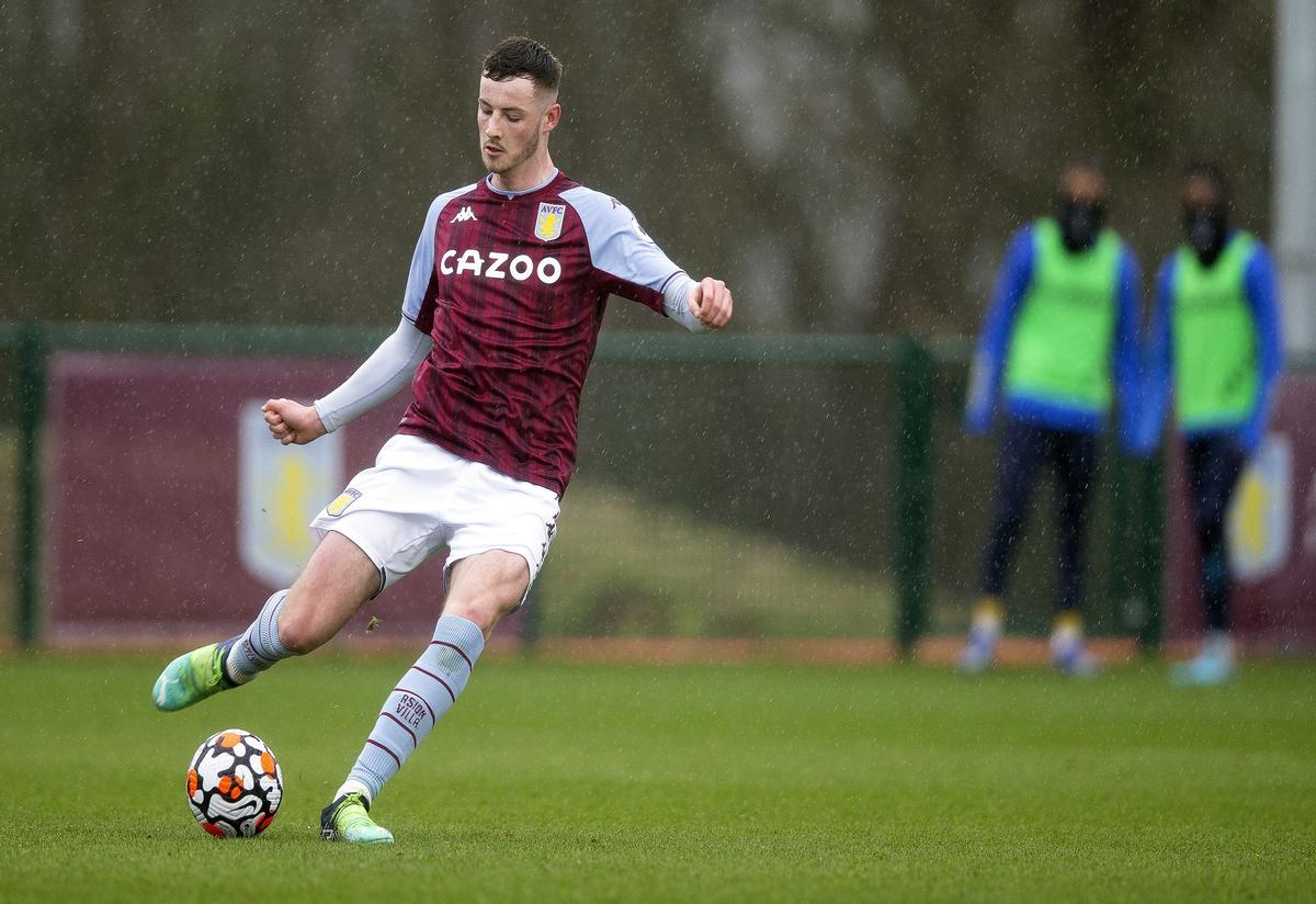 Aston Villa: Pundit hails Kerr Smith transfer development at Villa Park