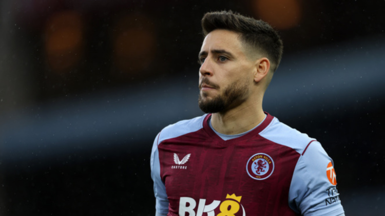 Alex Moreno, an Aston Villa defender