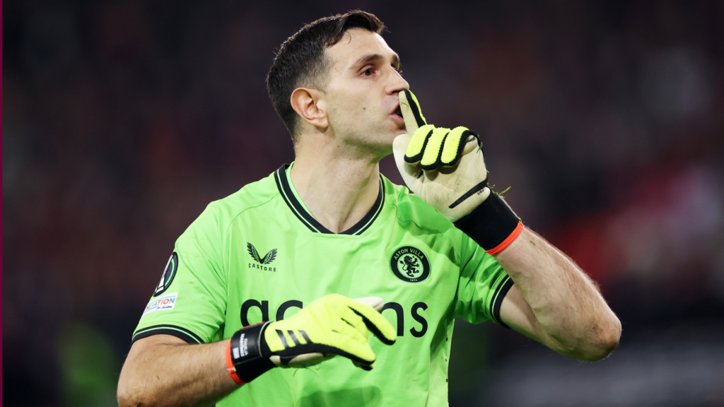 Aston Villa Emi Martinez