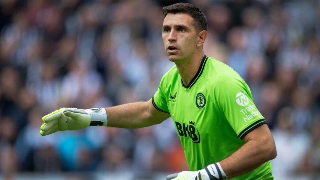 Emiliano Martinez Aston Villa
