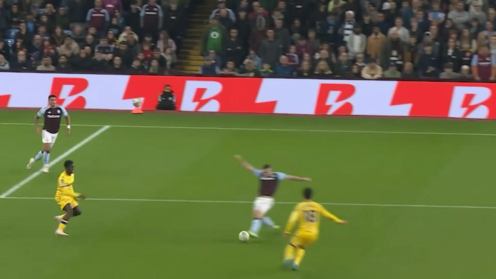 Diego Carlos v Crystal Palace