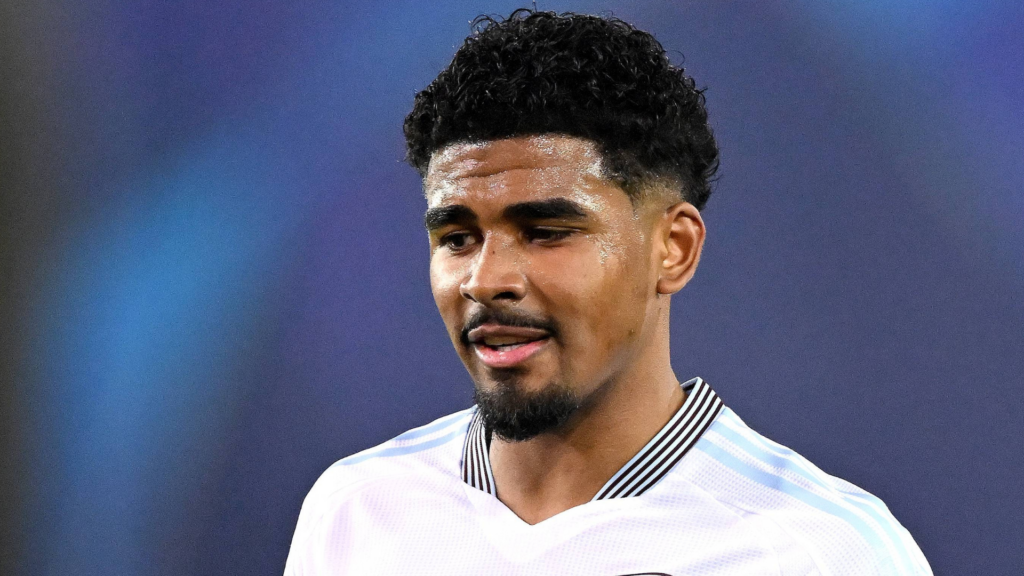 Ian Maatsen Aston Villa