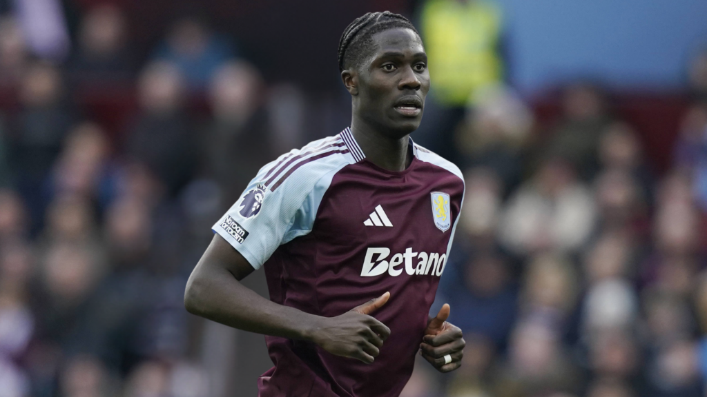 Amadou Onana Aston Villa