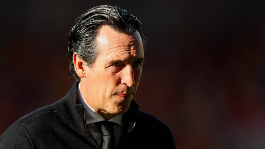 Unai Emery managing Aston Villa
