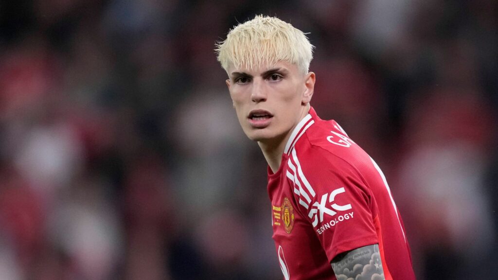 Alejandro Garnacho Aston Villa