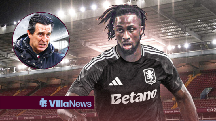 Unai Emery looks at Evann Guessand