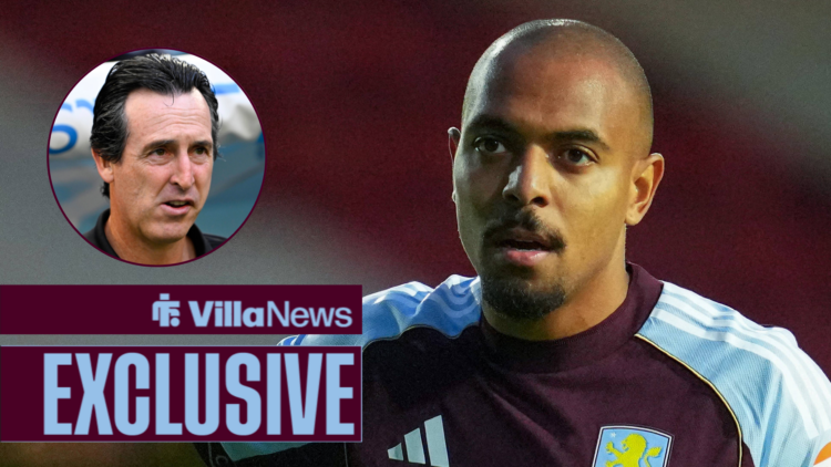 Donyell Malen looking annoyed towards Unai Emery in a circle inset