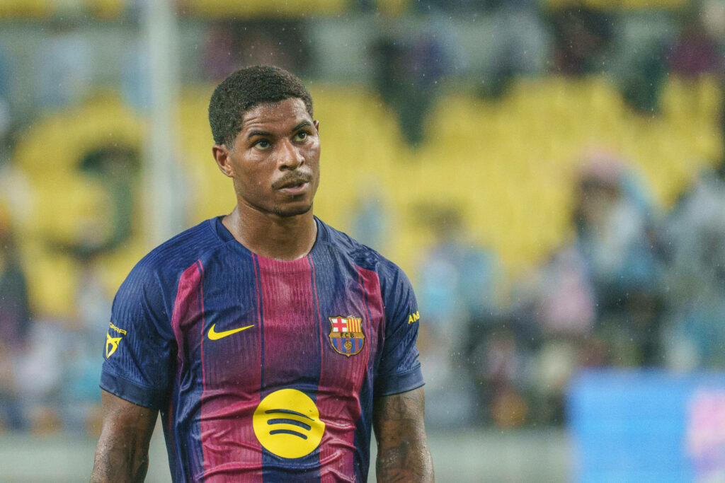 Marcus Rashford playing for Barcelona looking frustrated