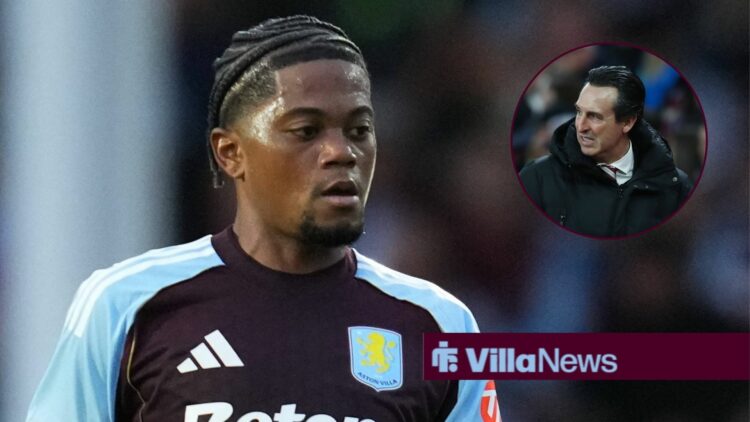 Leon Bailey, with, Unai Emery looking at him