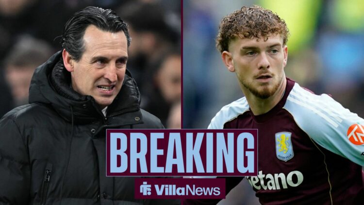 Unai Emery looking concerned in the direction of Harvey Elliott.