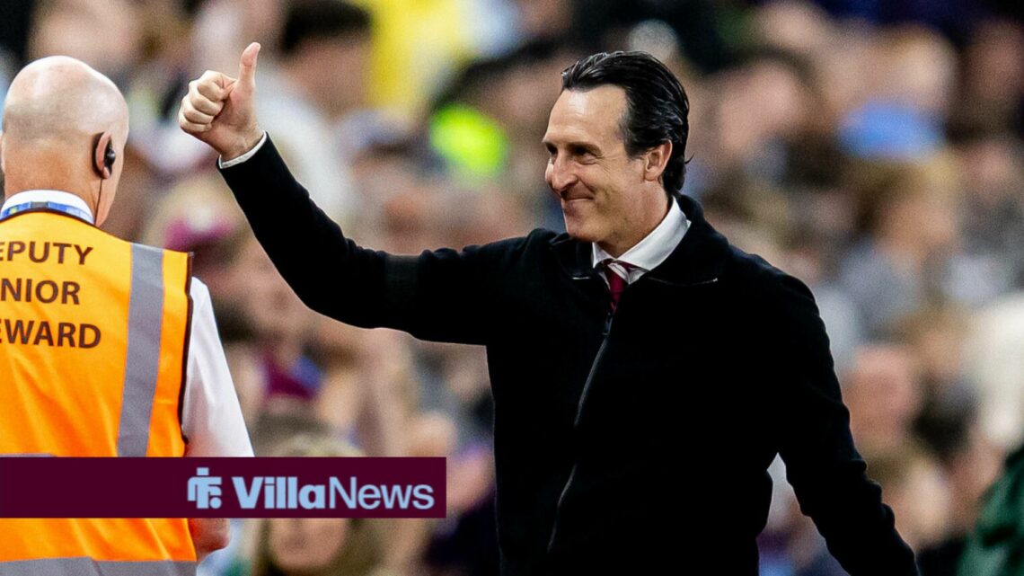 Unai Emery smiling with thumbs up