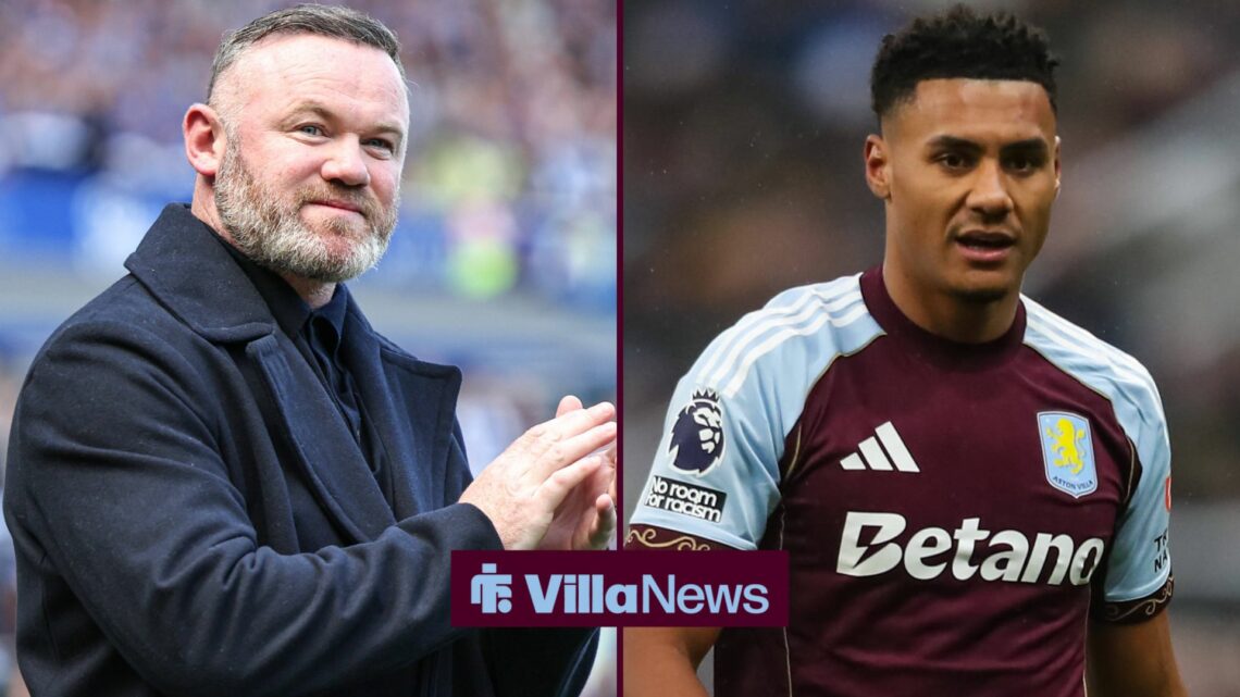 Premier League Everton v Southampton Wayne Rooney walks out with his son and claps Everton supporters celebrating the legacy of Goodison Park after...