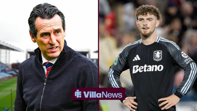 Harvey Elliott next to Unai Emery